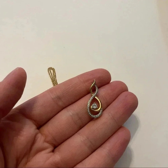 Diamond Swirl Gold Plated 925 Sterling Silver Pendant Necklace 18” Chain - Picture 7 of 8